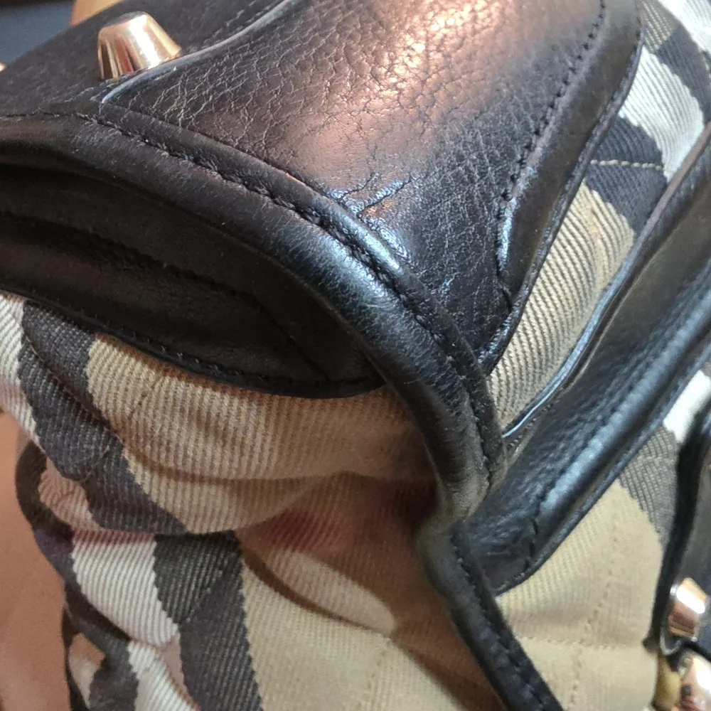 AUTHENTIC BURBERRY MANOR  QUILTED HOUSE CHECK  BAG SATCHEL PURSE Retail $3,950 - Picture 17 of 17